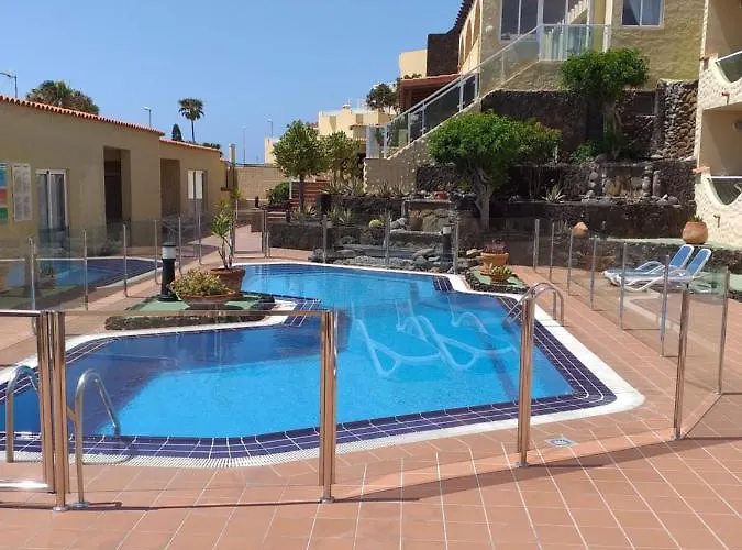Casa Kristin كوستا كالما